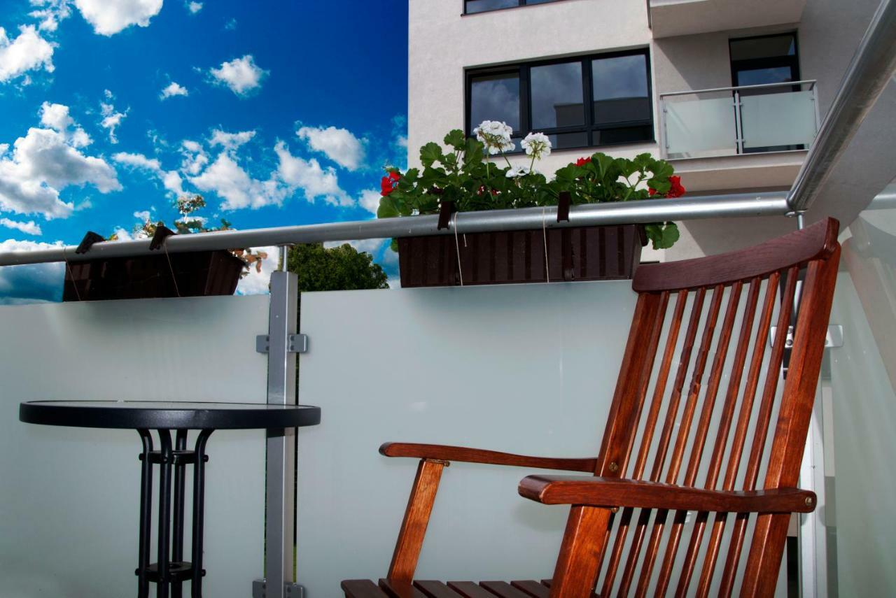 Home Away Main Square Apartment Poprad Bagian luar foto